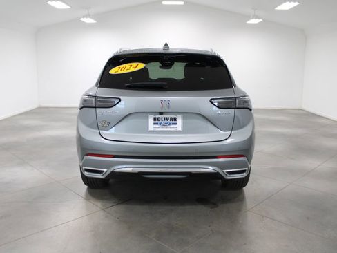 Used 2024 Buick Envision Avenir image 8
