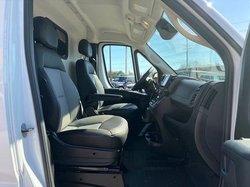 Used 2024 RAM ProMaster 2500 image 30