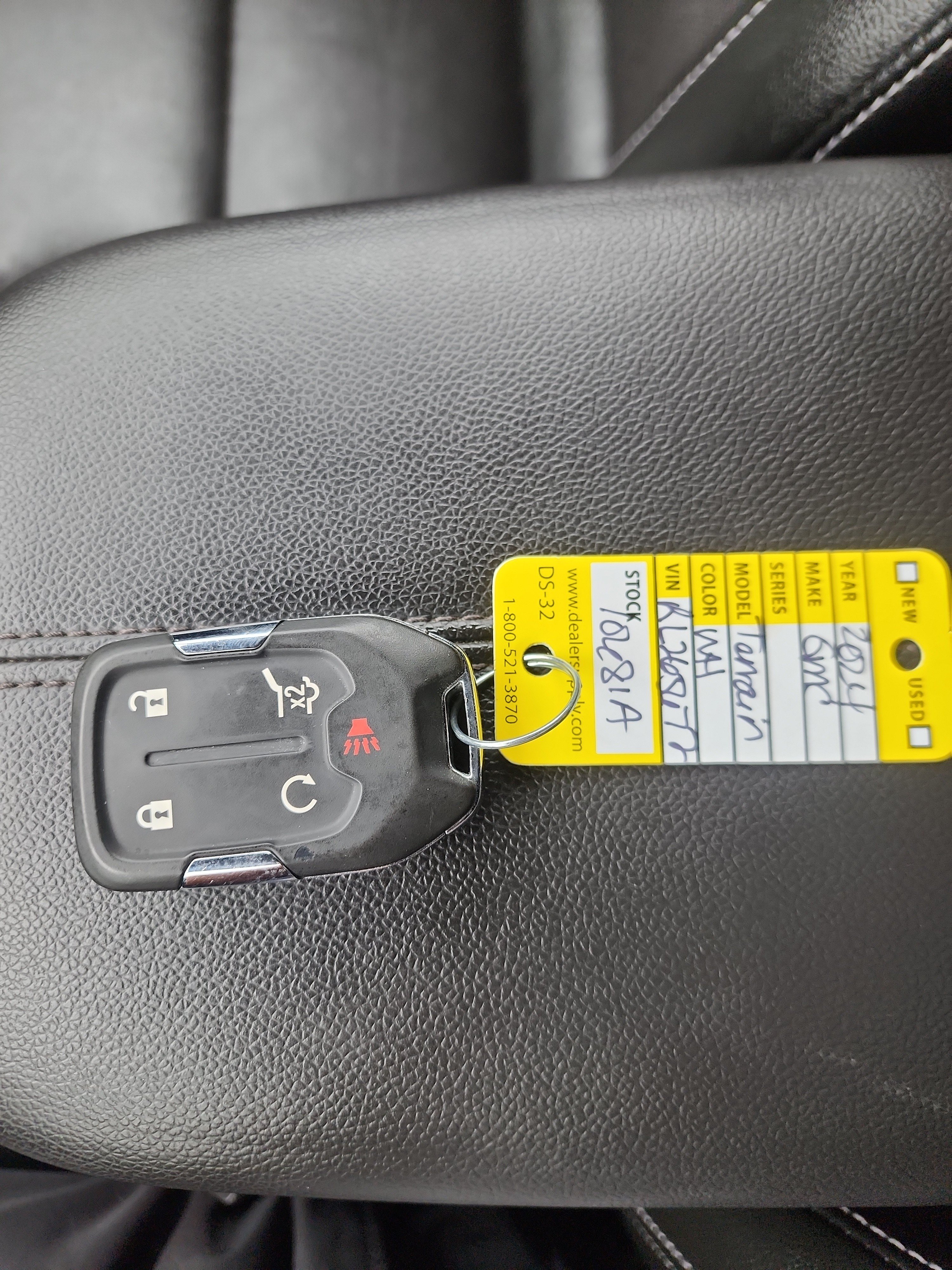 Certified 2024 GMC Terrain SLT w/ Infotainment Package II AWD/4WD image 41