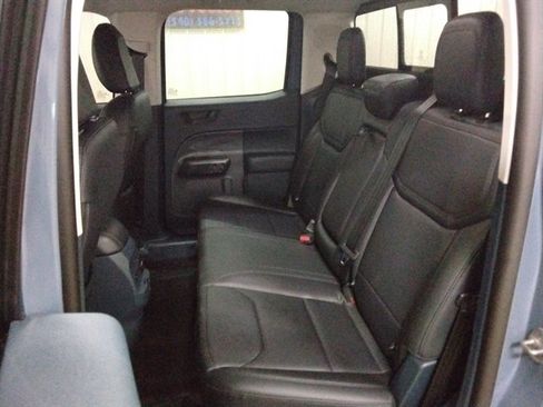 Used 2025 Ford Maverick Lariat w/ Black Appearance Package AWD/4WD image 13
