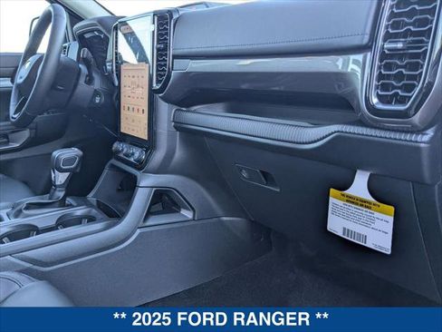 New 2025 Ford Ranger Lariat w/ Black Appearance Package image 21