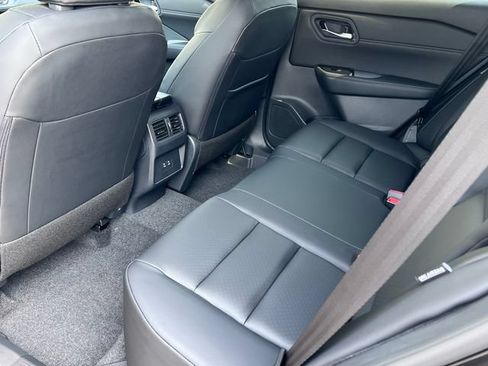 New 2026 Nissan Rogue Dark Armor AWD/4WD image 32