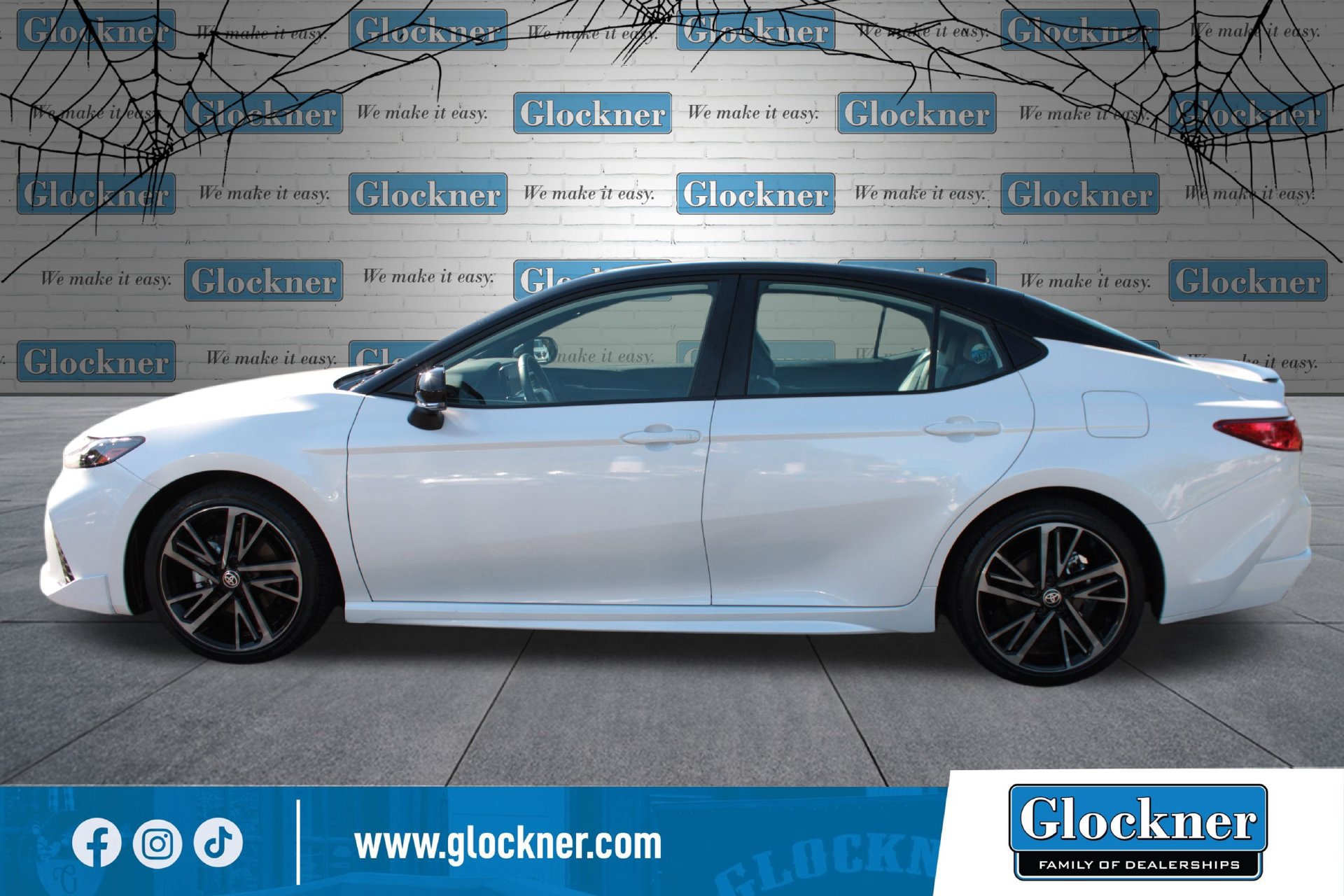Used 2026 Toyota Camry XSE AWD/4WD image 9
