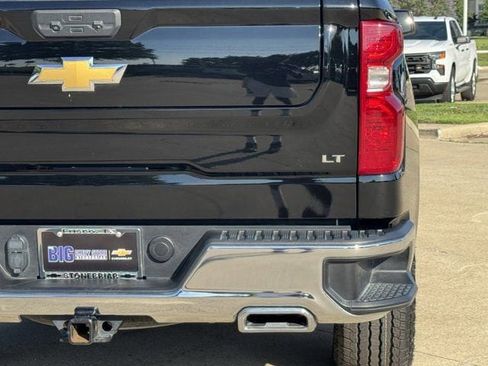 Used 2025 Chevrolet Silverado 1500 LT AWD/4WD image 7