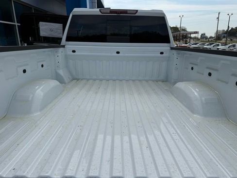 New 2026 Chevrolet Silverado 2500 LTZ w/ LTZ Convenience Package AWD/4WD image 24
