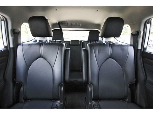 Used 2023 Toyota Highlander Limited FWD image 11