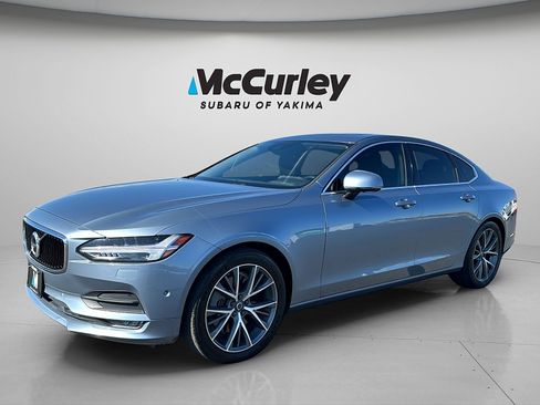 Used 2017 Volvo S90 T6 Momentum w/ Vision Package AWD/4WD image 2