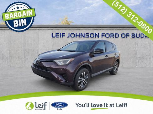 Used 2018 Toyota RAV4 LE w/ All Weather Liner Package FWD image 1