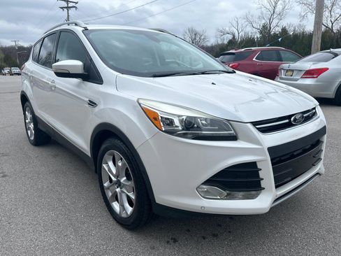 Used 2015 Ford Escape Titanium w/ Equipment Group 301A FWD image 3