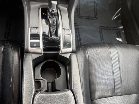 Used 2017 Honda Civic EX-L image 18