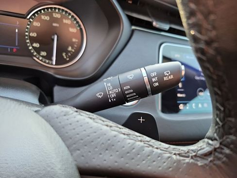 Used 2019 Cadillac XT4 Sport w/ Driver Awareness Package image 36