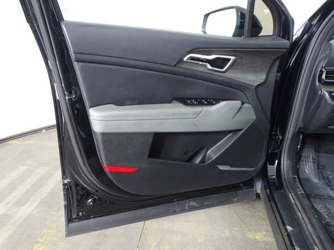 Used 2023 Kia Sportage X-Line w/ X-Line Premium Package image 40