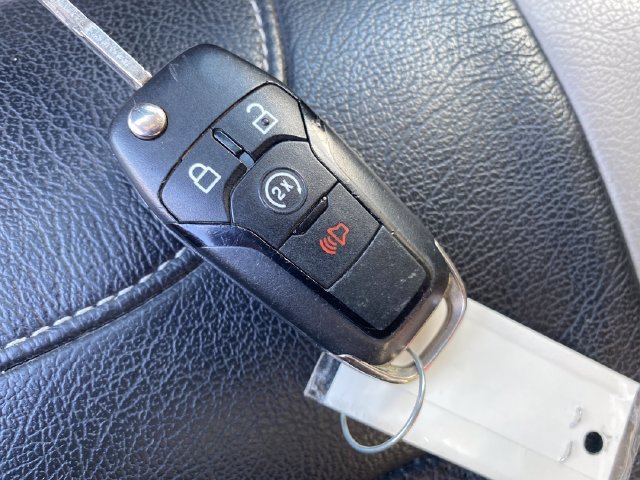 Used 2019 Ford F150 XLT w/ Equipment Group 302A Luxury AWD/4WD image 25