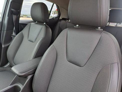 Used 2025 Buick Encore GX Preferred image 19