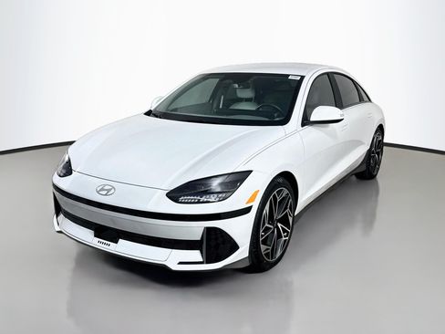 Used 2023 Hyundai Ioniq 6 SEL RWD image 4