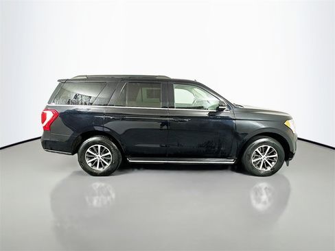 Used 2020 Ford Expedition XLT w/ Equipment Group 202A image 8