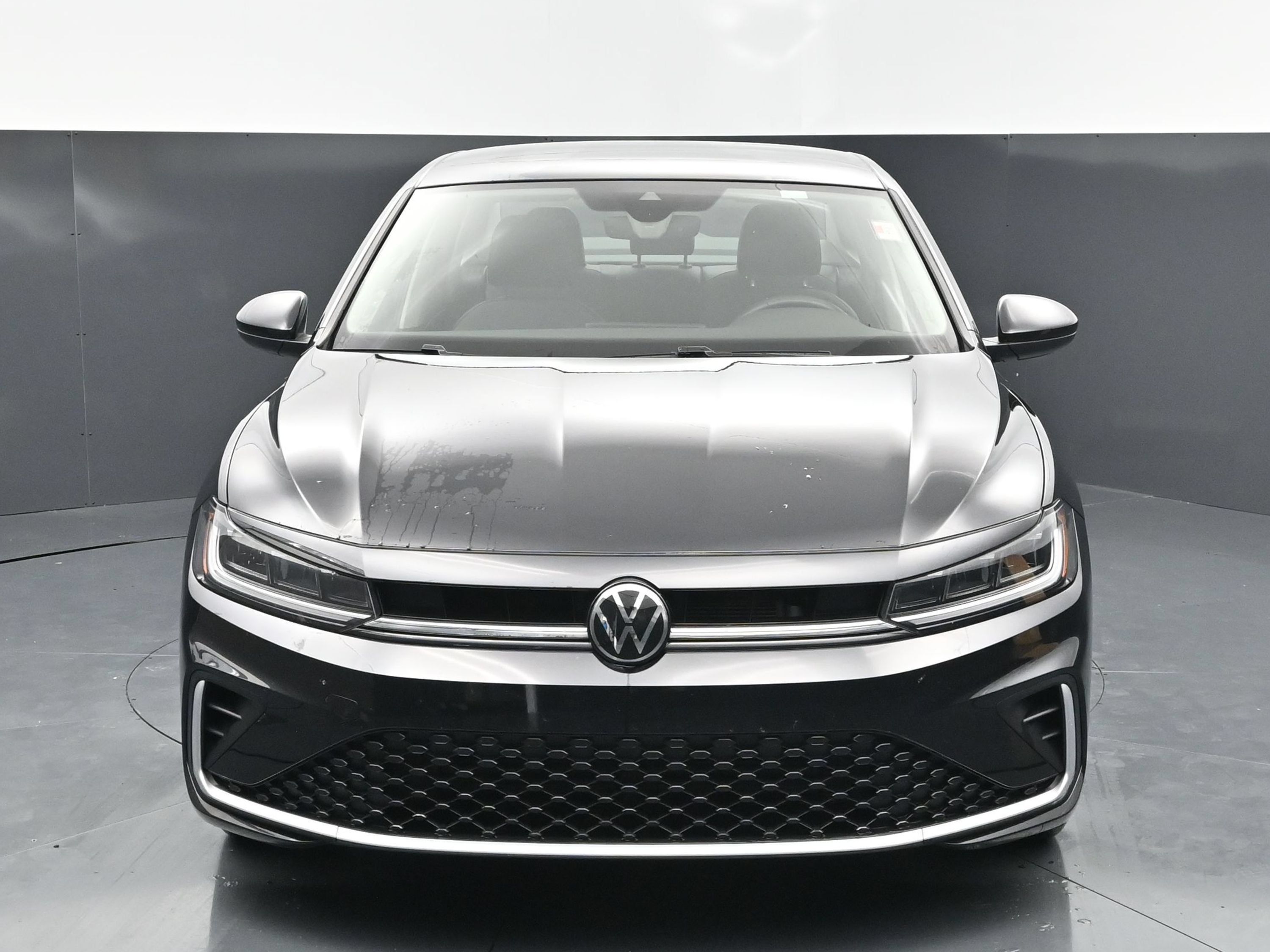 Used 2026 Volkswagen Jetta SE FWD image 8