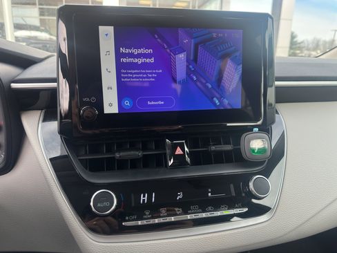 Used 2024 Toyota Corolla LE image 8