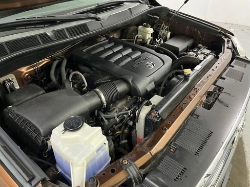 Used 2016 Toyota Tundra 1794 Edition image 11