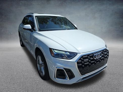 Used 2024 Audi Q5 e Premium Plus w/ Premium Plus Package AWD/4WD image 4