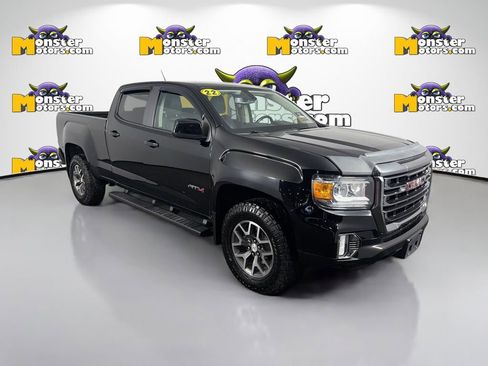Used 2022 GMC Canyon AT4 image 3