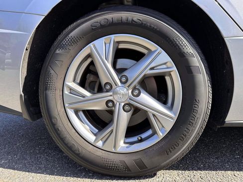 Used 2023 Hyundai Sonata SE FWD image 5