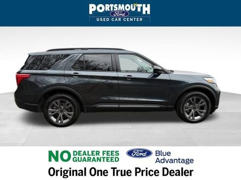 Used 2023 Ford Explorer XLT w/ Equipment Group 202A image 6