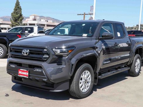New 2026 Toyota Tacoma SR5 RWD image 3