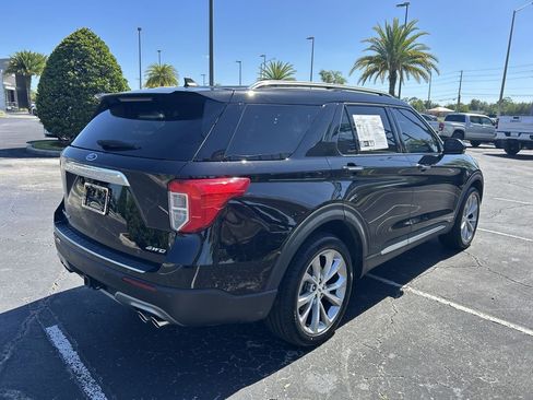 Used 2021 Ford Explorer Platinum w/ Equipment Group 601A AWD/4WD image 11