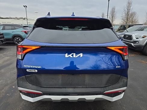Certified 2025 Kia Sportage EX image 6