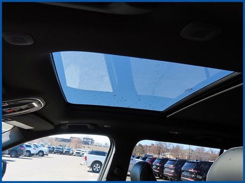 New 2026 Jeep Grand Cherokee L Limited AWD/4WD image 15