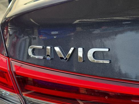 Certified 2024 Honda Civic Touring image 30