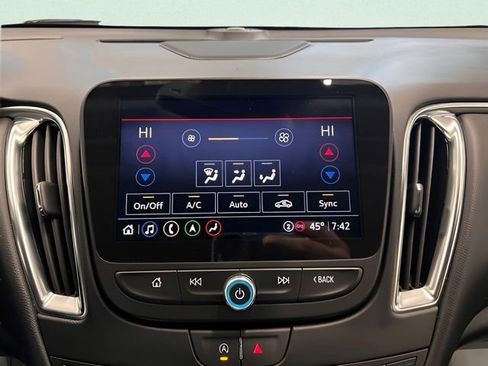 Used 2024 Chevrolet Malibu LT FWD image 20