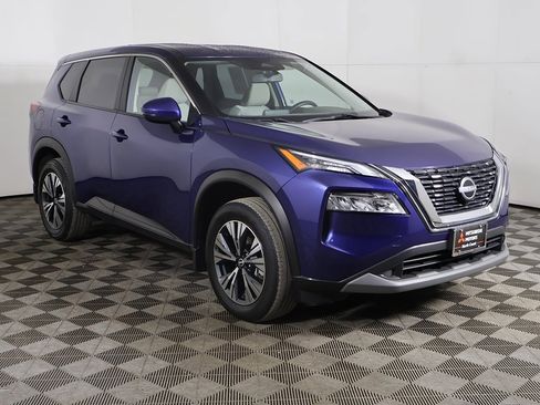 Used 2023 Nissan Rogue SV image 43