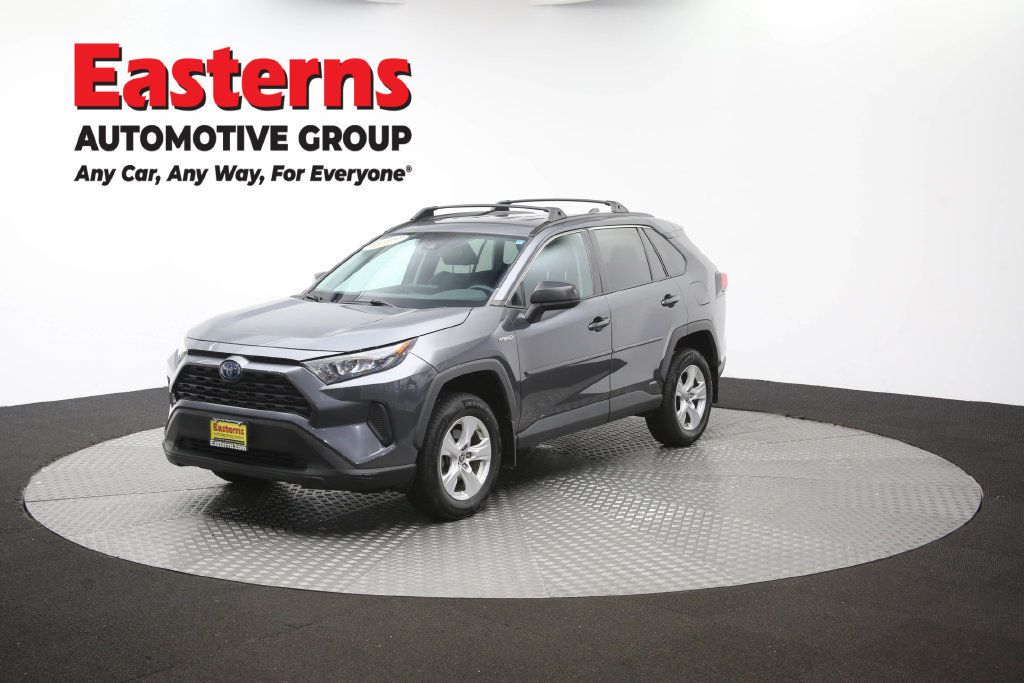 Used 2021 Toyota RAV4 LE w/ Carpet Mat Package (TMS) AWD/4WD image 58