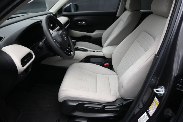 Certified 2026 Honda HR-V LX image 18