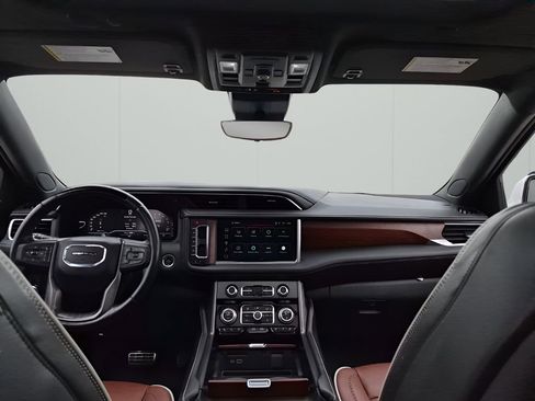 Used 2023 GMC Yukon XL Denali Ultimate image 24