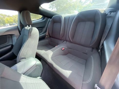 Used 2021 Ford Mustang GT w/ GT Performance Package RWD image 9