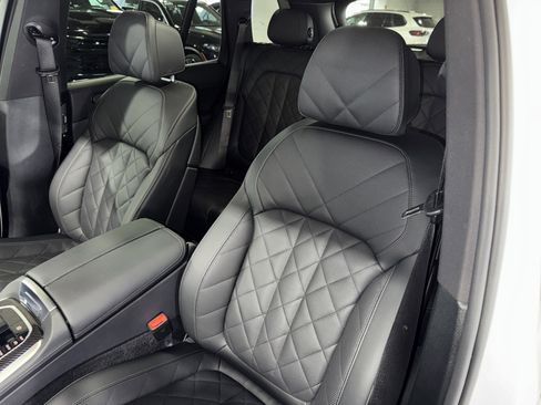 Certified 2026 BMW X5 M60i image 33