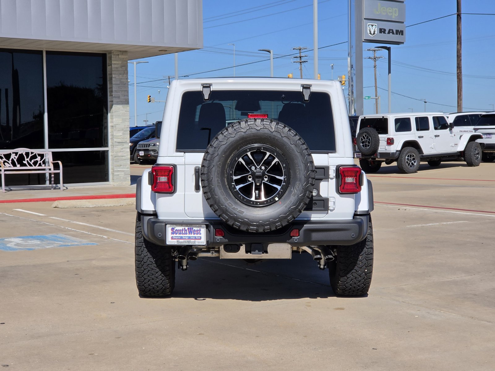 New 2027 Jeep Wrangler Unlimited Rubicon 392 AWD/4WD image 8