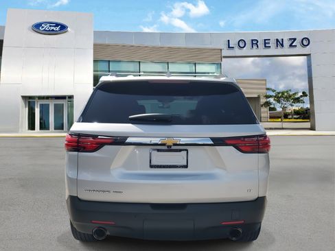 Used 2022 Chevrolet Traverse LT image 6