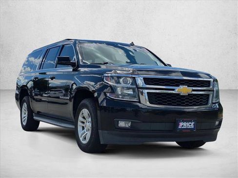 Used 2015 Chevrolet Suburban LT w/ Luxury Package AWD/4WD image 3