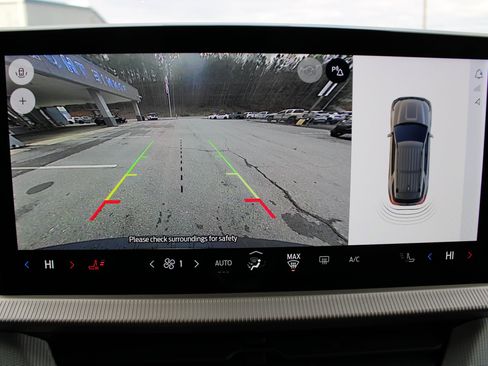 Used 2025 Ford Explorer Active image 27