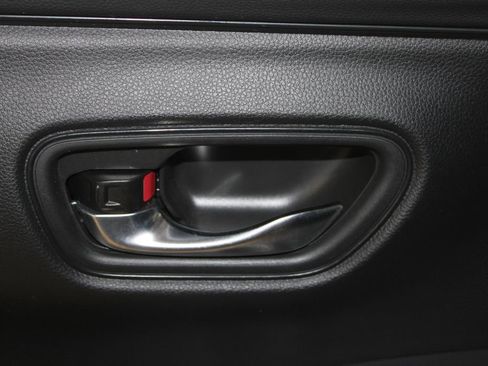 Used 2024 Honda HR-V Sport image 8