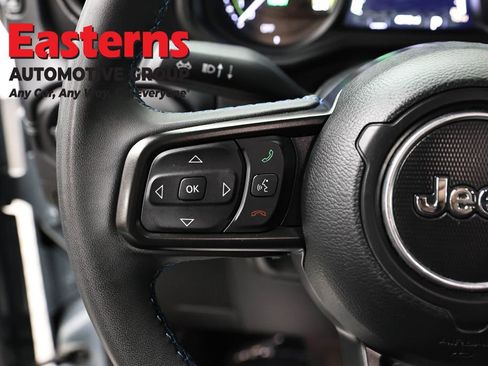 Used 2024 Jeep Wrangler Unlimited Rubicon 4xe image 15