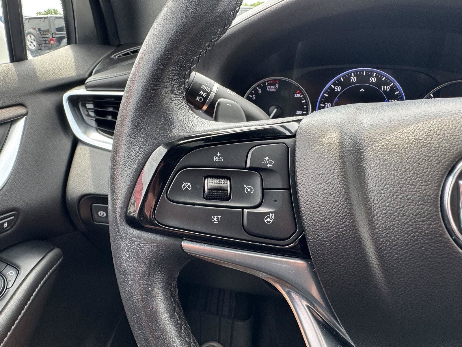 Used 2023 Buick Enclave Avenir w/ Avenir Technology Package AWD/4WD image 19