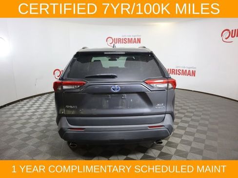 Used 2021 Toyota RAV4 XLE Premium AWD/4WD image 8