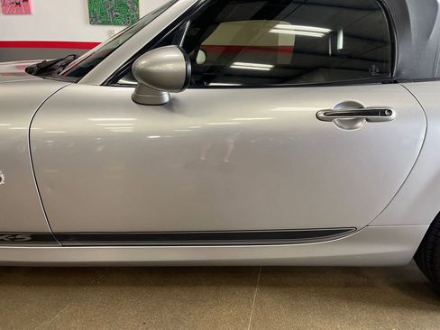 Used 2011 MAZDA MX-5 Miata Sport image 47