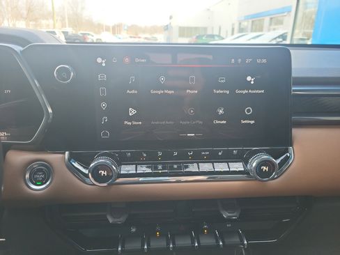 Certified 2023 GMC Canyon AT4 w/ AT4 Premium Package image 7