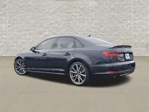 Used 2018 Audi A4 2.0T Prestige w/ Prestige Package AWD/4WD image 5